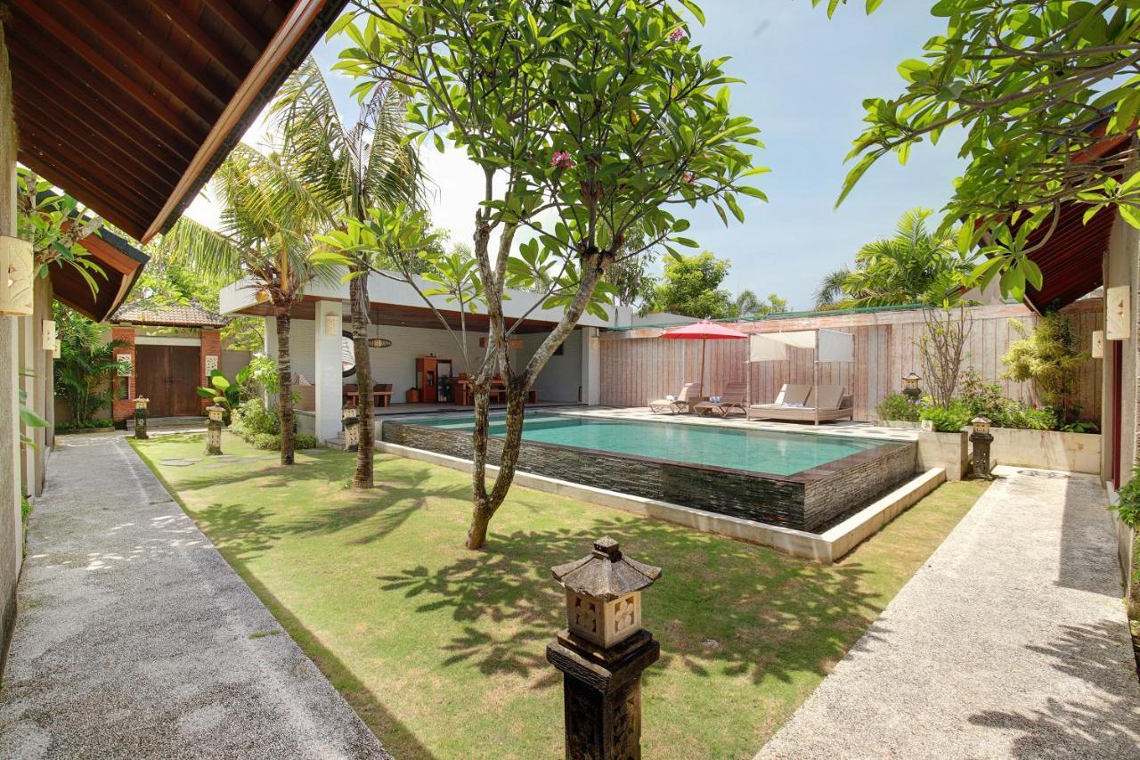 Lumbini Luxury Villas And Spa Jimbaran Buitenkant foto